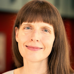 Dr Simone Knox